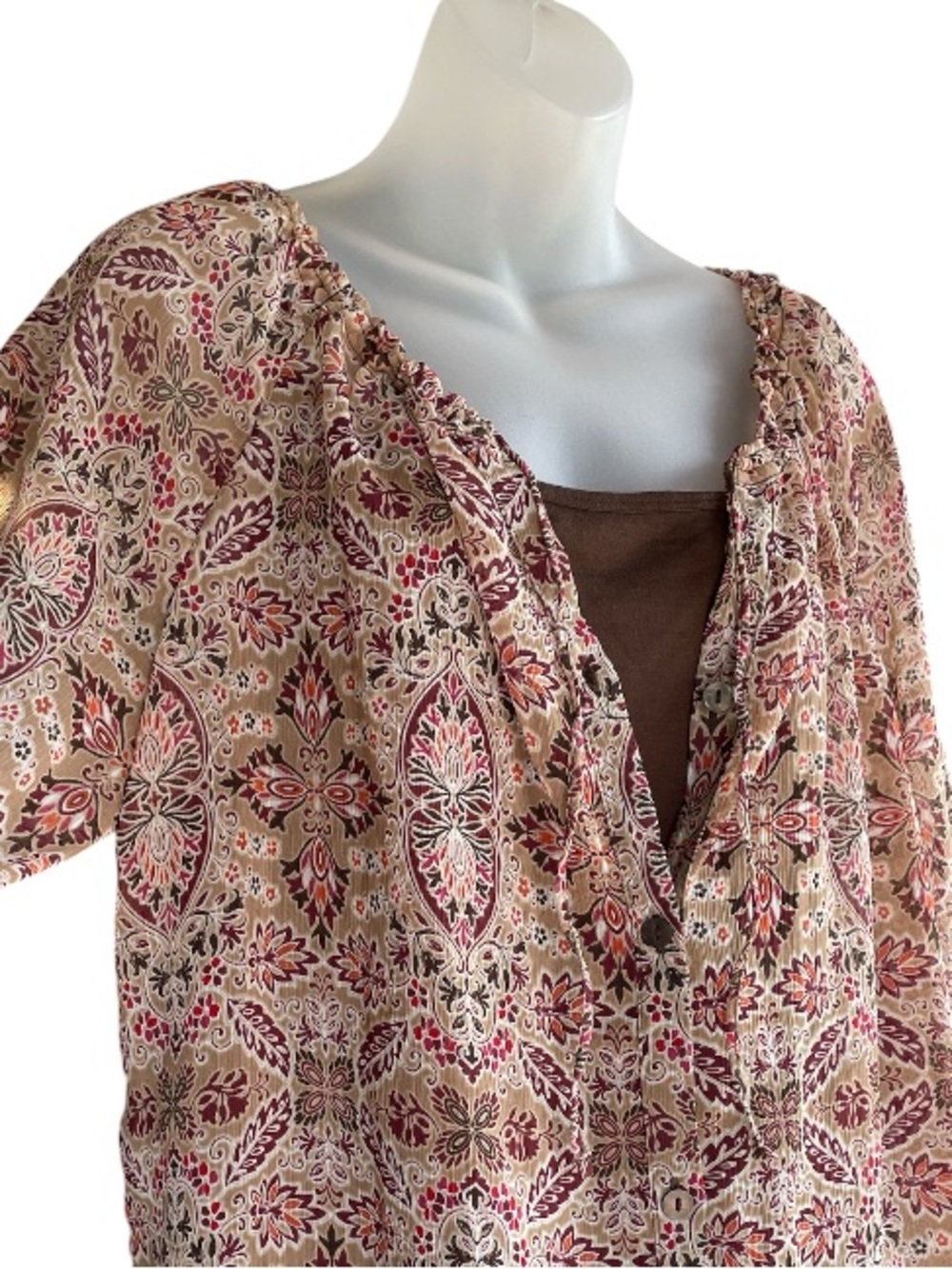 Liz Claiborne Woman Sheer Paisley Floral Peasant Top Size 1X built in tank Fall